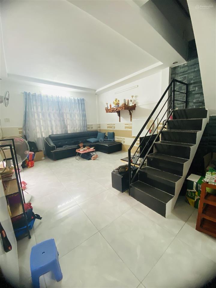 Bán nhà 2 tầng, đường số 5 lò lu giá 4,2 tỷ/69m2 (còn tl)