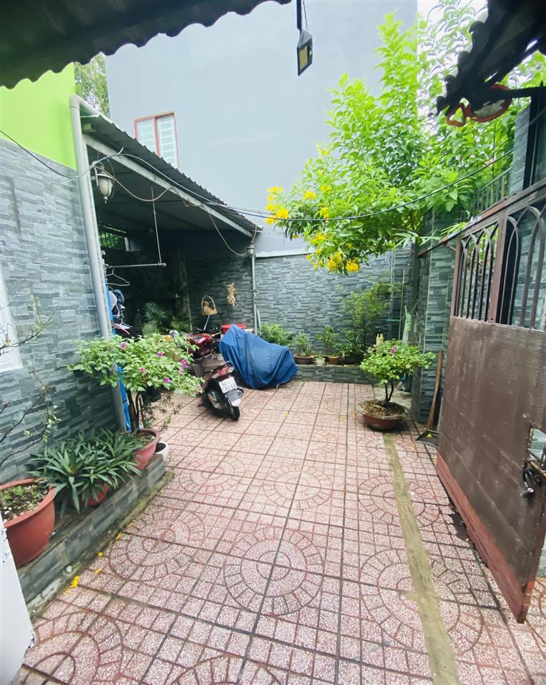 Bán nhà 2 tầng, đường số 5 lò lu giá 4,2 tỷ/69m2 (còn tl)