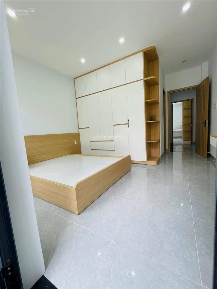 Bán nhà 4 tầng, hẻm xe hơi, 1 xẹc đường lò lu giá 6,89 tỷ/64m2
