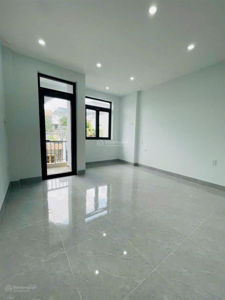 Bán nhà 4 tầng, hẻm xe hơi, 1 xẹc đường lò lu giá 6,89 tỷ/64m2