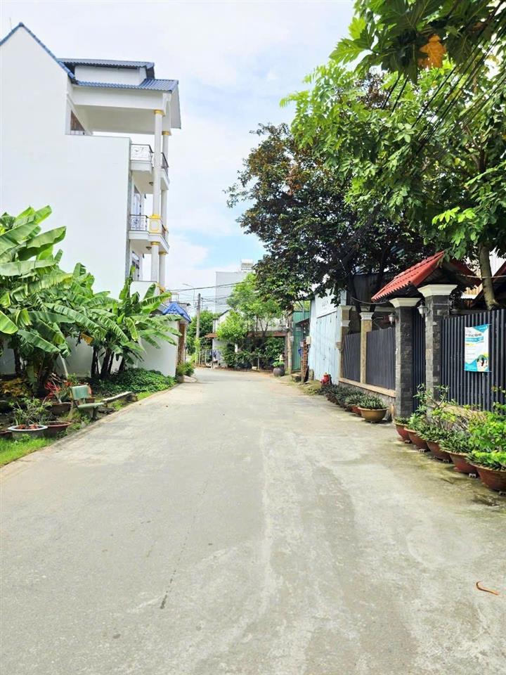 Bán nhà hẻm xe hơi, phường long trường quận 9 giá 3,5 tỷ/52m2
