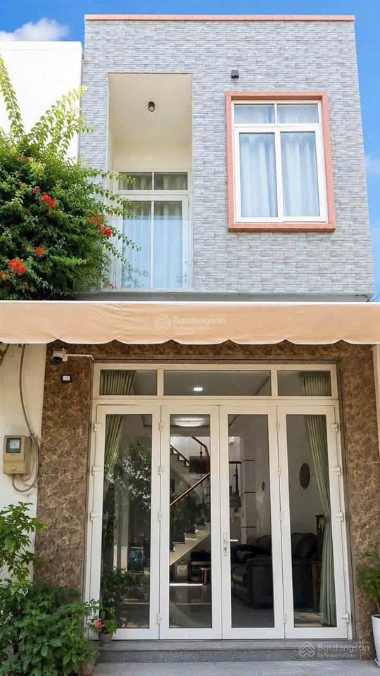 Bán nhà 2 tầng, hẻm xe hơi, phường long trường giá 4,2 tỷ