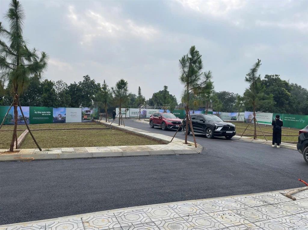 Bán đất tại xã cổ đông, 2,4 tỷ, 100m2, pháp lý đầy đủ,mặt tiền 6,16m. hiện tại là thôn 6 hoà lạc