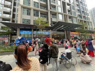 Bán shop chân đế xẻ khe  50m2 cho thuê 50tr/tháng giá bán 11 tỷ sổ đỏ lâu dài