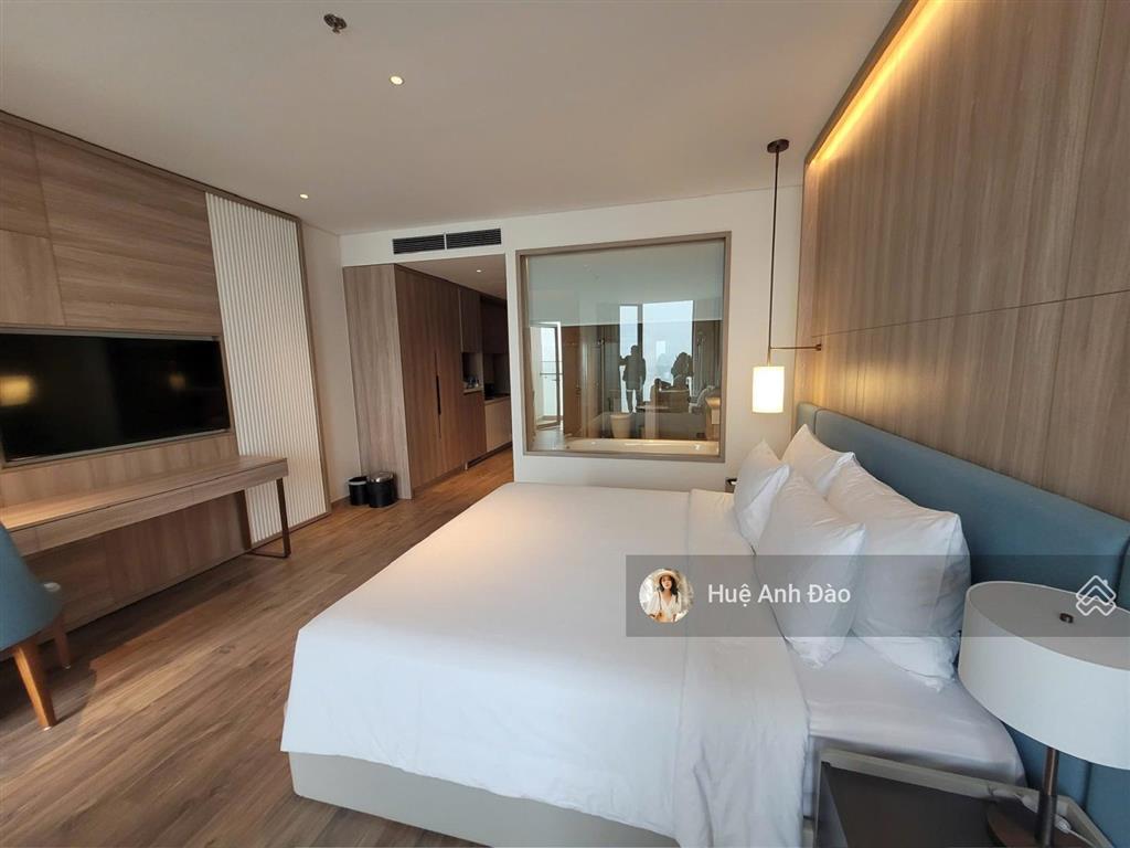 1 phòng ngủ 45m2  tầng cao  chính biển thiết kế cao cấp a la carte giá chỉ 3.250 tỷ
