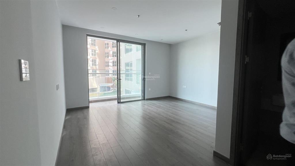 Studio đã nhận nhà trên tầng 10 giá bán 1.030 tỷ full giá.  0936 915 ***