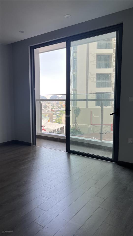 Studio đã nhận nhà trên tầng 10 giá bán 1.030 tỷ full giá.  0936 915 ***