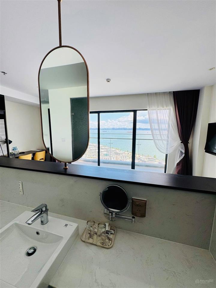 Vào mùa vận hành bán nhanh studio view biển ngắm pháo hoa tầng cao giá 1,850 tỷ. rẻ nhất thị trường