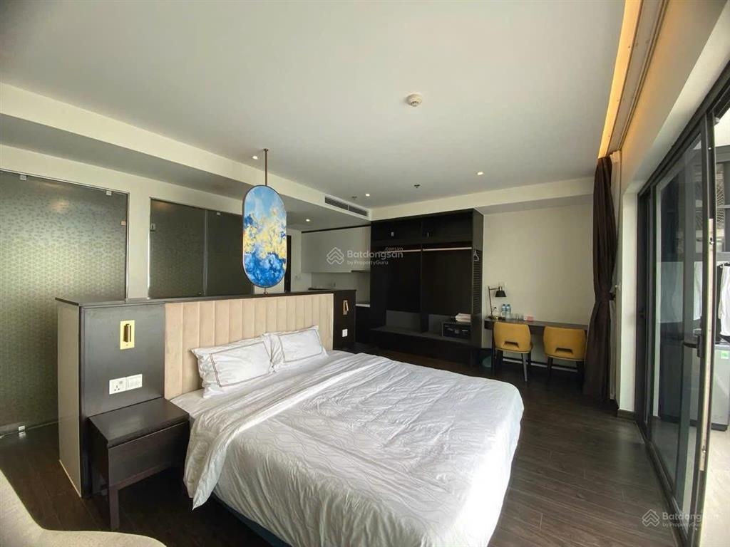Vào mùa vận hành bán nhanh studio view biển ngắm pháo hoa tầng cao giá 1,850 tỷ. rẻ nhất thị trường