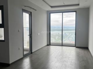 Chính chủ bán căn 1n+ toà a view biển tầng cao, full nội thất, giá bán 1,680 full.chỉ việc vào ở