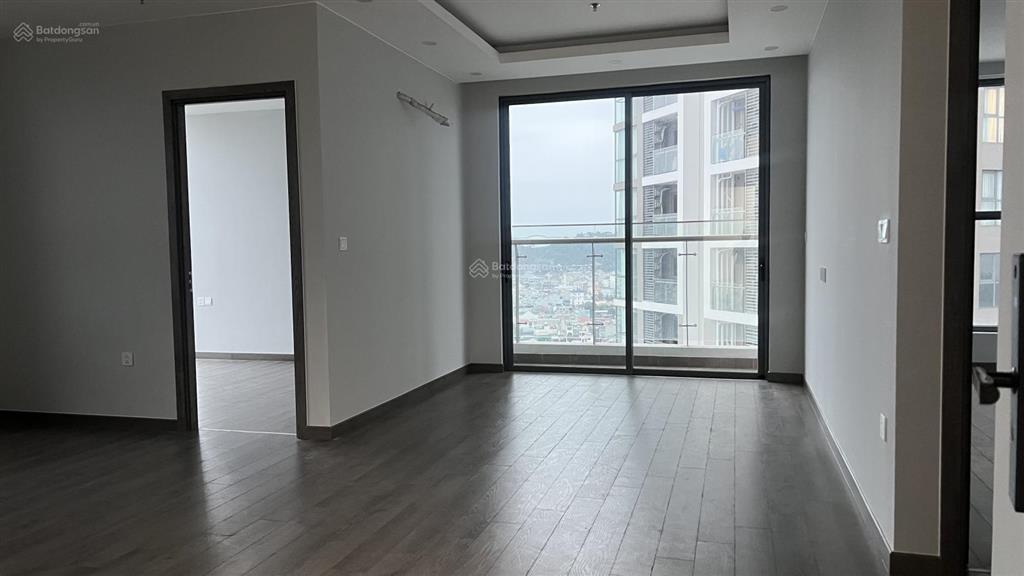 Chính chủ gấp căn góc 2n+ tầng trung đã nhận nhà, giá rẻ nhất thị trường. chỉ 2,2x tỷ