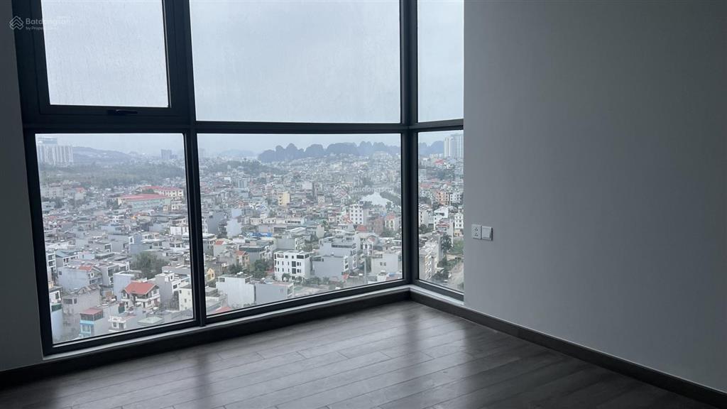 Chính chủ gấp căn góc 2n+ tầng trung đã nhận nhà, giá rẻ nhất thị trường. chỉ 2,2x tỷ