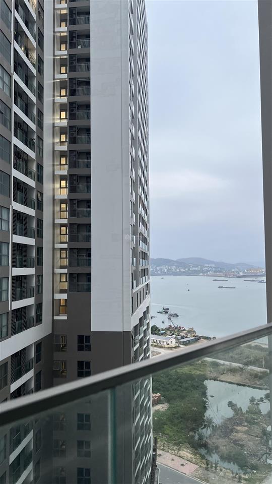 Chính chủ gấp căn góc 2n+ tầng trung đã nhận nhà, giá rẻ nhất thị trường. chỉ 2,2x tỷ