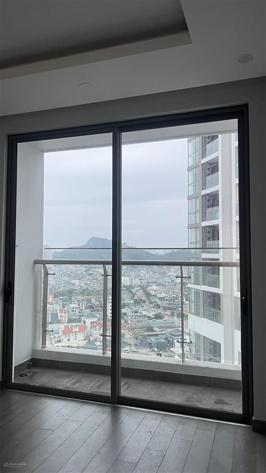 Chính chủ gấp căn góc 2n+ tầng trung đã nhận nhà, giá rẻ nhất thị trường. chỉ 2,2x tỷ