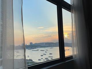 Đón sóng ra sổ, bán nhanh căn 1n+ view biển tầng trung, full nội thất, chỉ việc vào ở. giá 1,7 tỷ