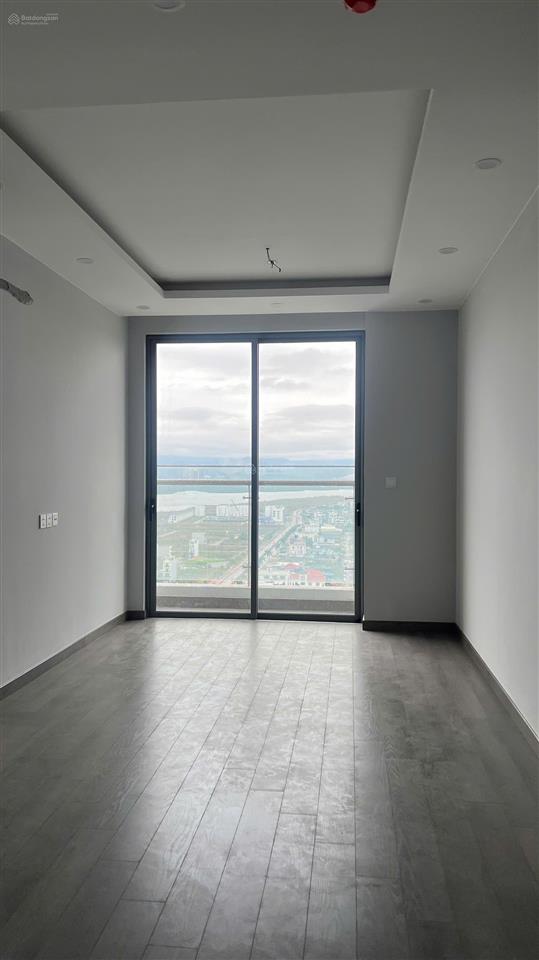 Chính chủ gửi bán căn 2pn+ view biển tầng trung toà a. giá 2,3 tỷ. rẻ nhất thị trường