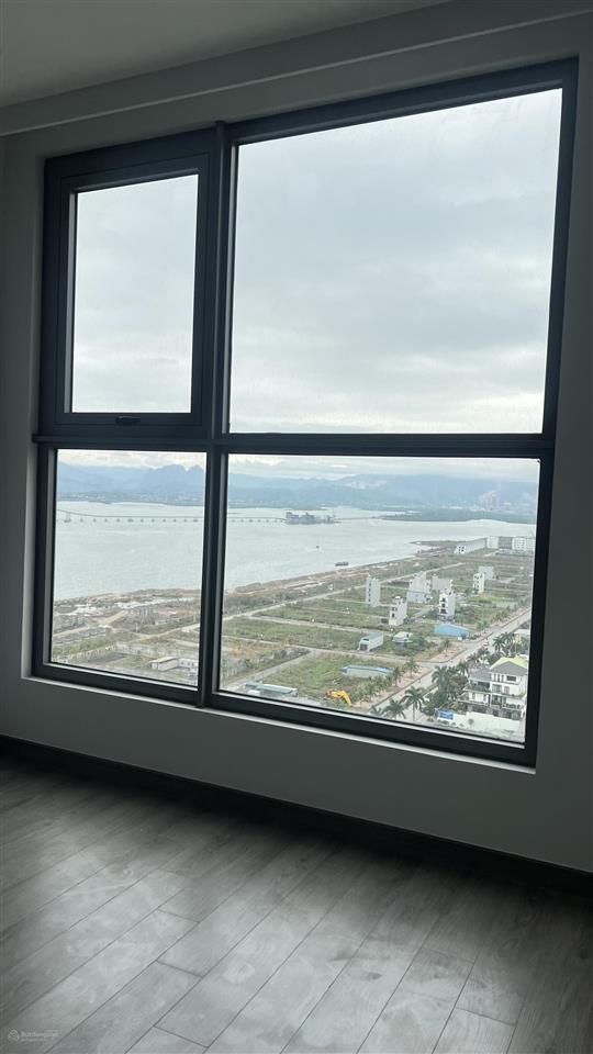 Bán nhanh 1n+ view biển dự án the ruby, giá 1,650 full giá, đc trừ lại 5% ra sổ. nhận nhà ở luôn