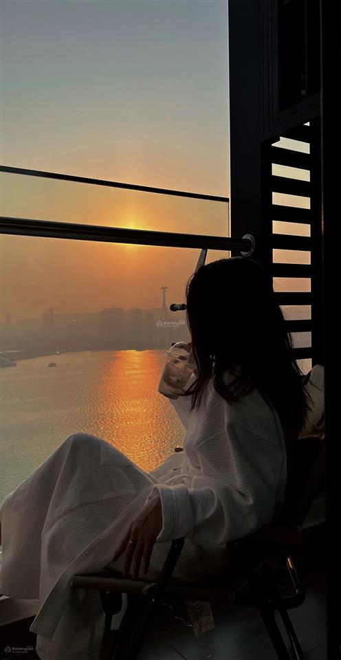 Chỉ với 2,3x tỷ sở hữu căn hộ studio tầng trung view trực diện biển xem pháo hoa full tháng.