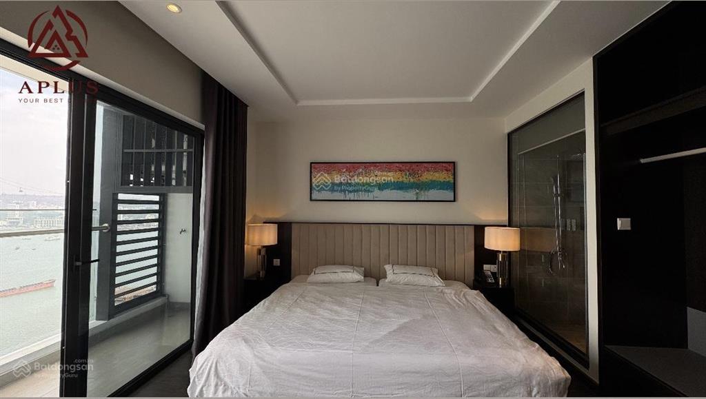 Chỉ với 2,3 tỷ sở hữu căn hộ studio tầng trung view trực diện biển xem pháo hoa full tháng