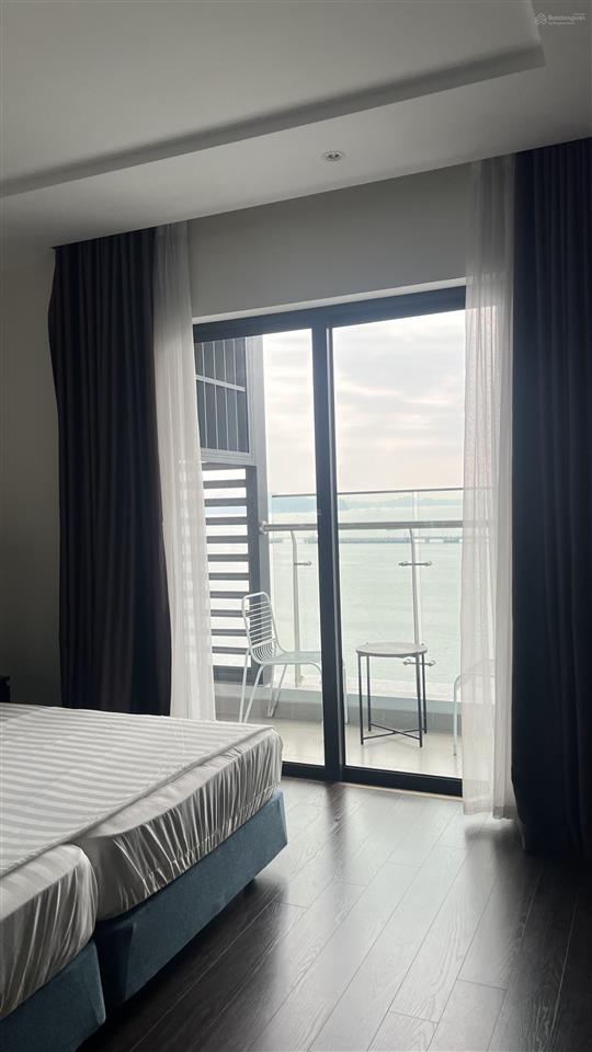 Chỉ với 2,3 tỷ sở hữu căn hộ studio tầng trung view trực diện biển xem pháo hoa full tháng