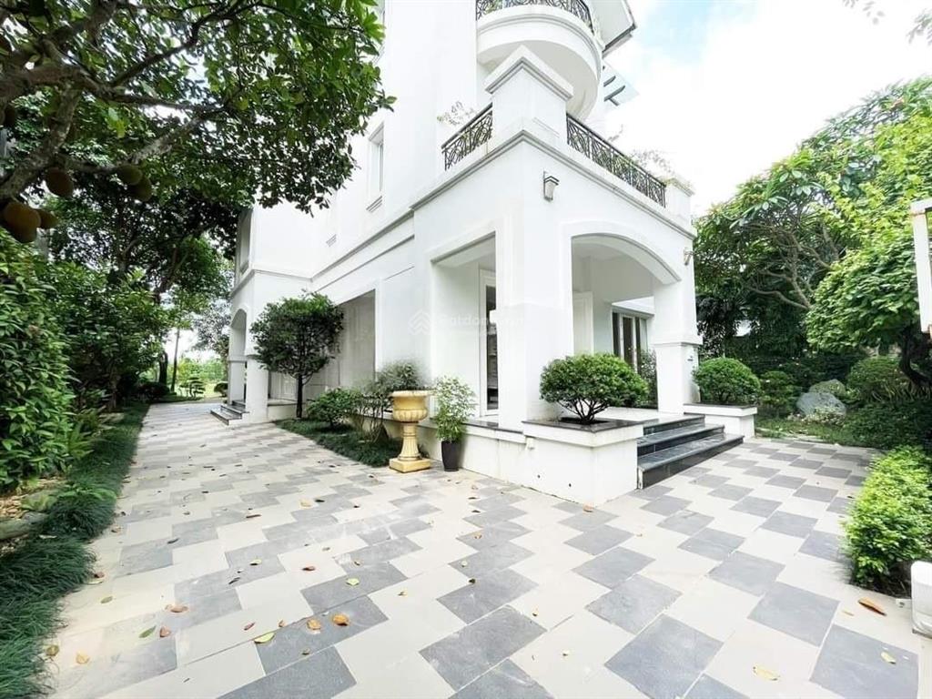 Cho thuê bt tại vinhomes riverside, 65 triệu, 345m2, 4pn, 4wc