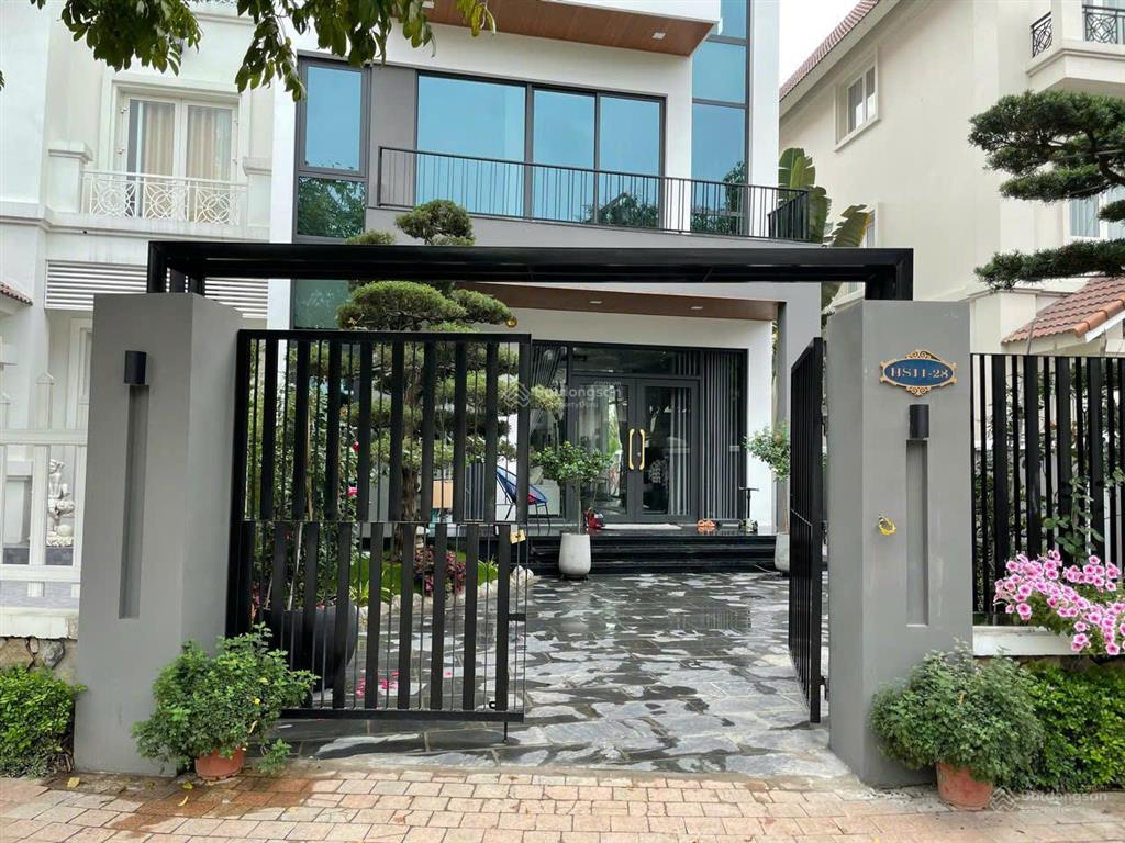 Chủ nhà gửi cho thuê biệt thự song lập hoa sữa ,full nội thất cao cấp,gần trường bis,giá thuê 50tr