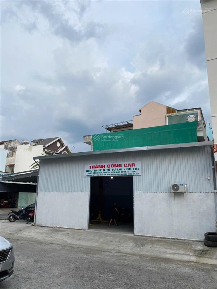 Bán nhà phố liền kề gigamall. nằm cạnh sông thoáng mát thuộc khu phân lô đồng bộ dân trí cao