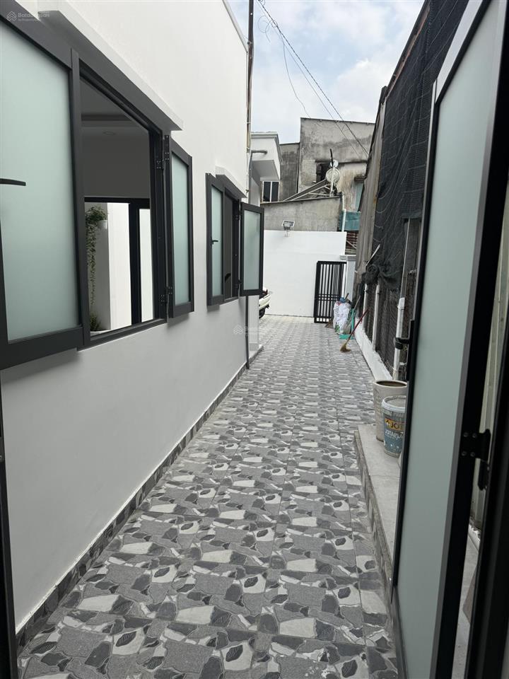 Nhà sát quốc lộ 13 cần ra để giải quyết việc gia đình
