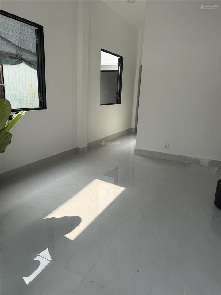 Nhà sát quốc lộ 13 cần ra để giải quyết việc gia đình