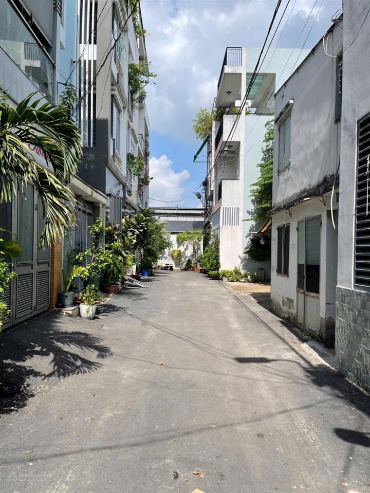 Bán đất hẻm xe hơi nằm ngay đường số 2 hiệp bình phước, đối diện vạn phúc city