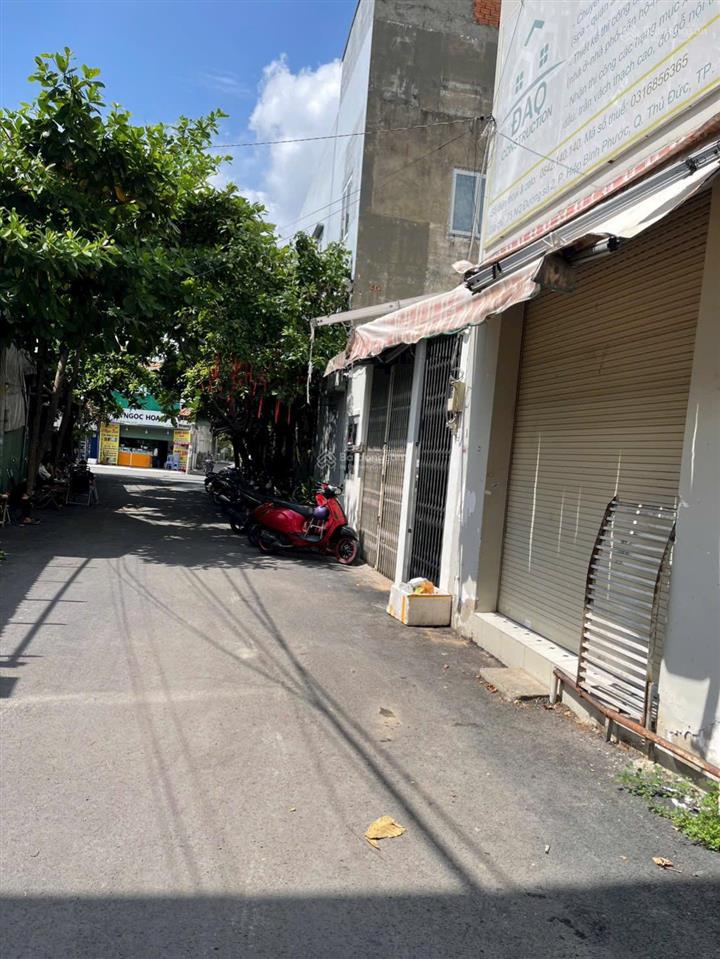 Bán đất hẻm xe hơi nằm ngay đường số 2 hiệp bình phước, đối diện vạn phúc city
