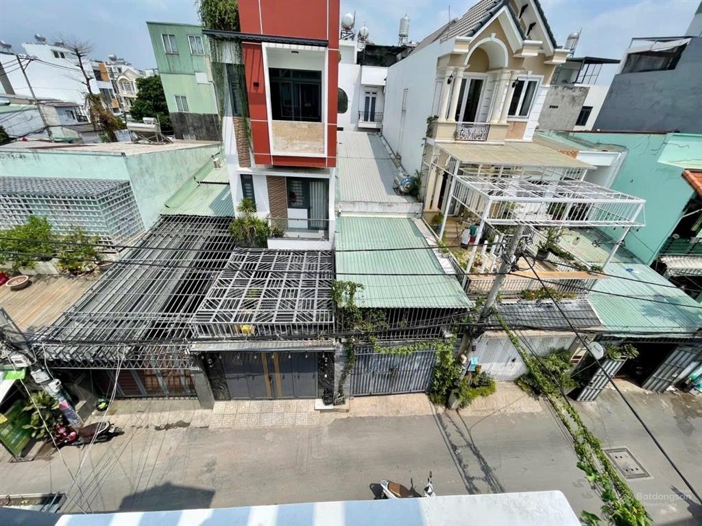 Chủ giảm thêm 1,2 tỷ để ra nhanh căn nhà hiệp bình 3 tầng kiên cố.