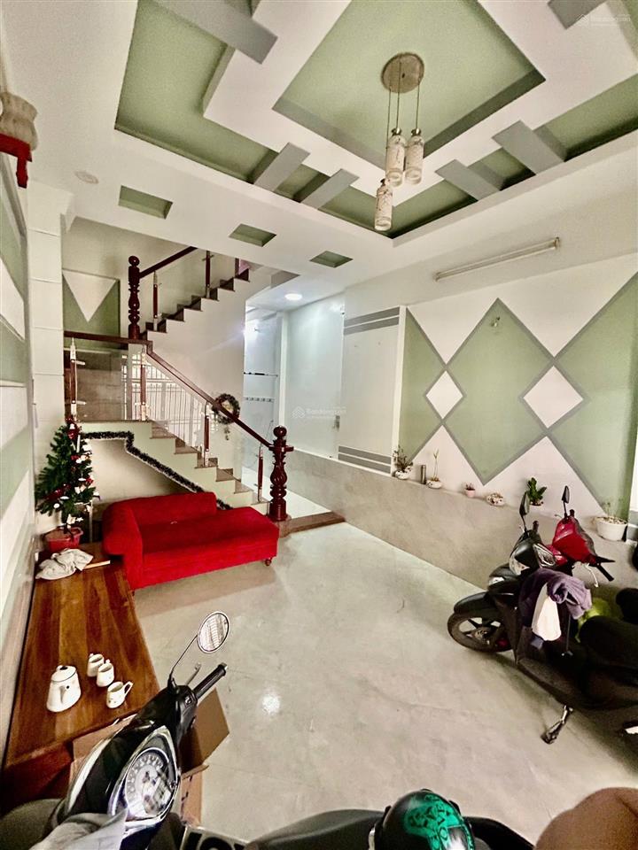 Bán nhà đối diện vạn phúc city nhà mới đẹp vào ở ngay giá 7,4 tỷ