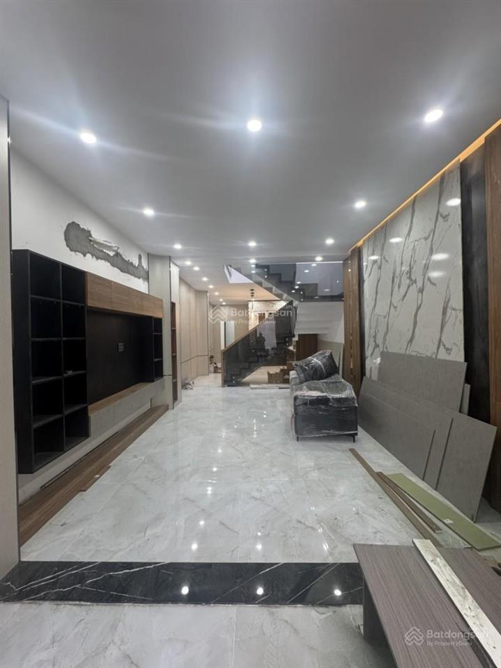 Nhà chính chủ  hẻm xe hơi đậu cửa ngày đêm  nguyễn văn yến, tân phú
