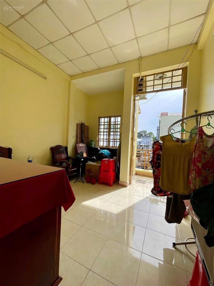 Nhà mặt tiền kinh doanh gần vòng xoay an lạc giá 870tr  dt 100m2  đang cho thuê 15tr/tháng