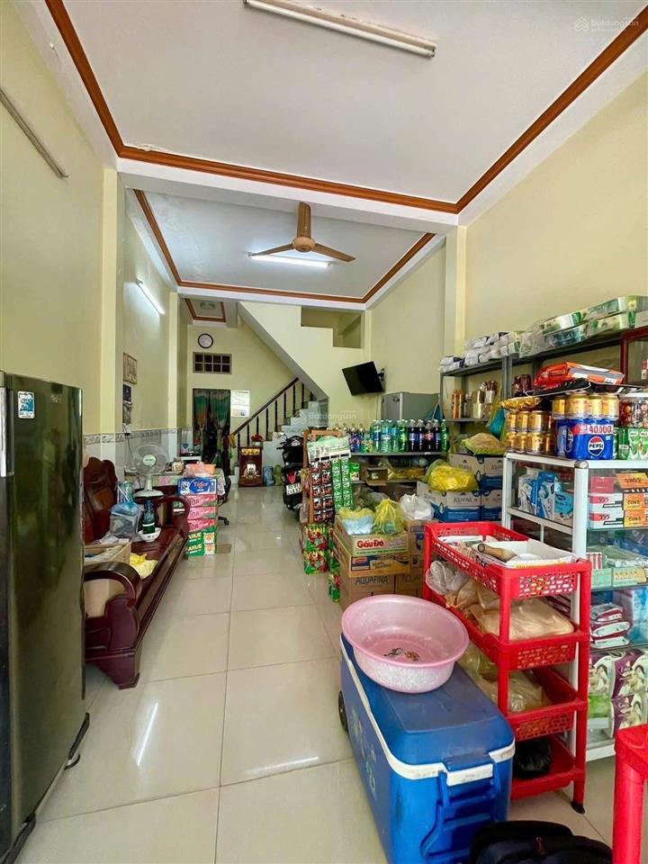 Nhà mặt tiền kinh doanh gần vòng xoay an lạc giá 870tr  dt 100m2  đang cho thuê 15tr/tháng