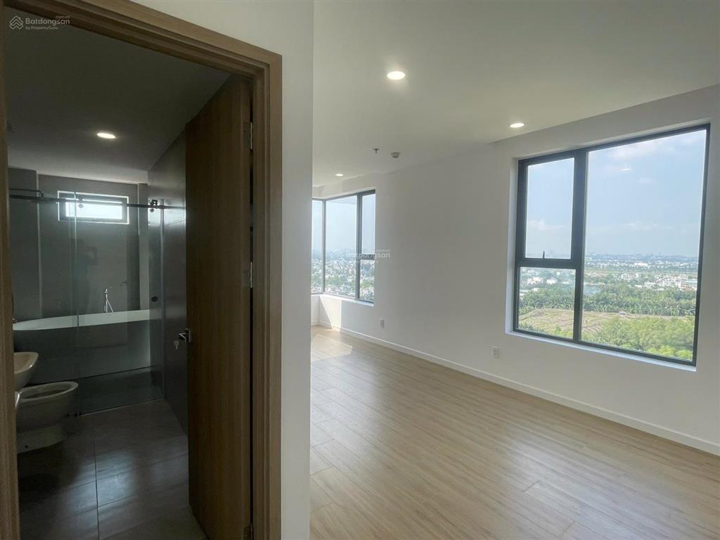 Ngộp ngân hàng cần bán gấp căn 3pn 99,9m2 giá chỉ 4,9 tỷ bao giá toàn dự án, sổ sẵn hỗ trợ vay