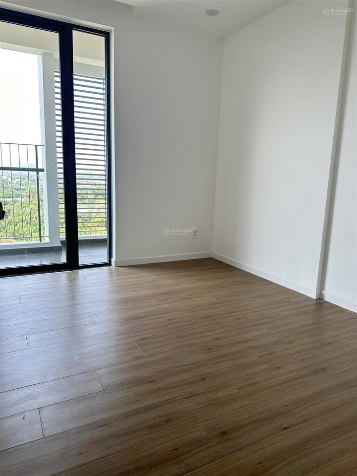 Cho thuê căn hộ mt eastmark 1pn + 1wc, nội thất cơ bản giá 5,5tr/tháng vào ở liền.  097274938