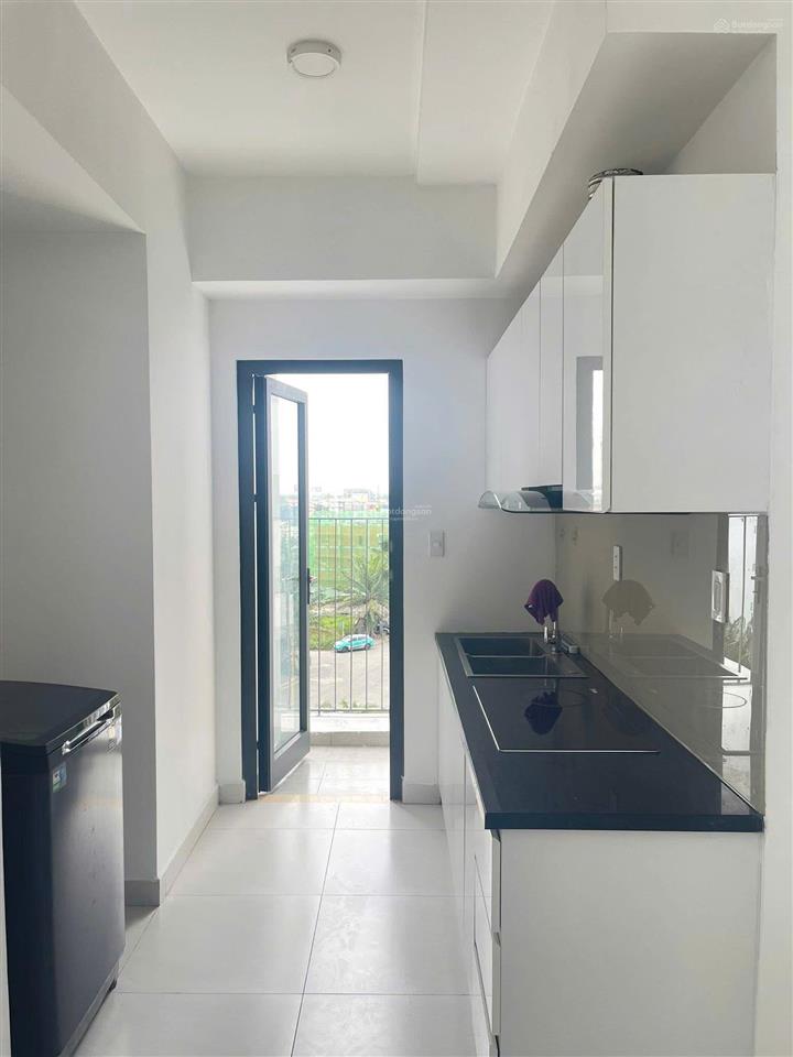 Chính chủ cần bán gấp căn hộ 2pn2wc 70m2 tầng cao view cực thoáng giá 3,7 tỷ, hỗ trợ vay ngân hàng