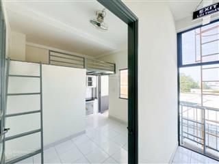 Duplex cửa sổ thoáng gần khu công nghệ cao quận 9