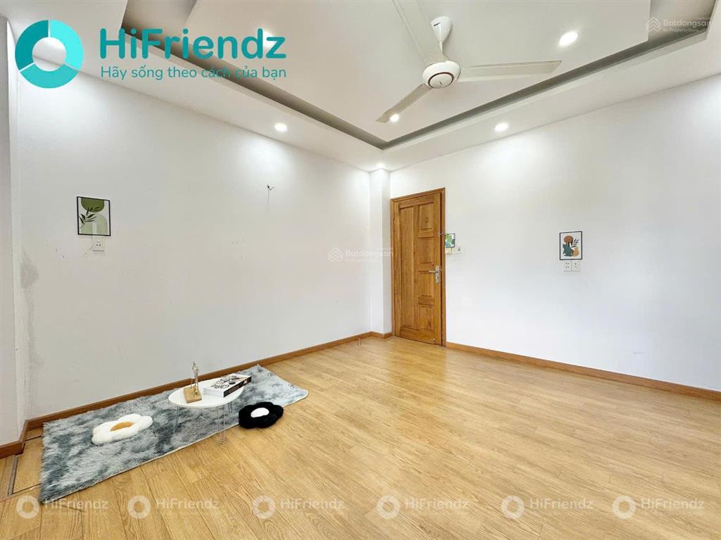 Studio cửa sổ tách bếp máy lạnh ngay lê văn việt  hoàng hữu nam quận 9