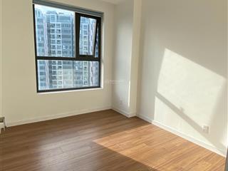 Căn hộ cao cấp tầng trung giá 6 tỷ bao thuế phí.  em 0906 893 *** xem nhà ạ