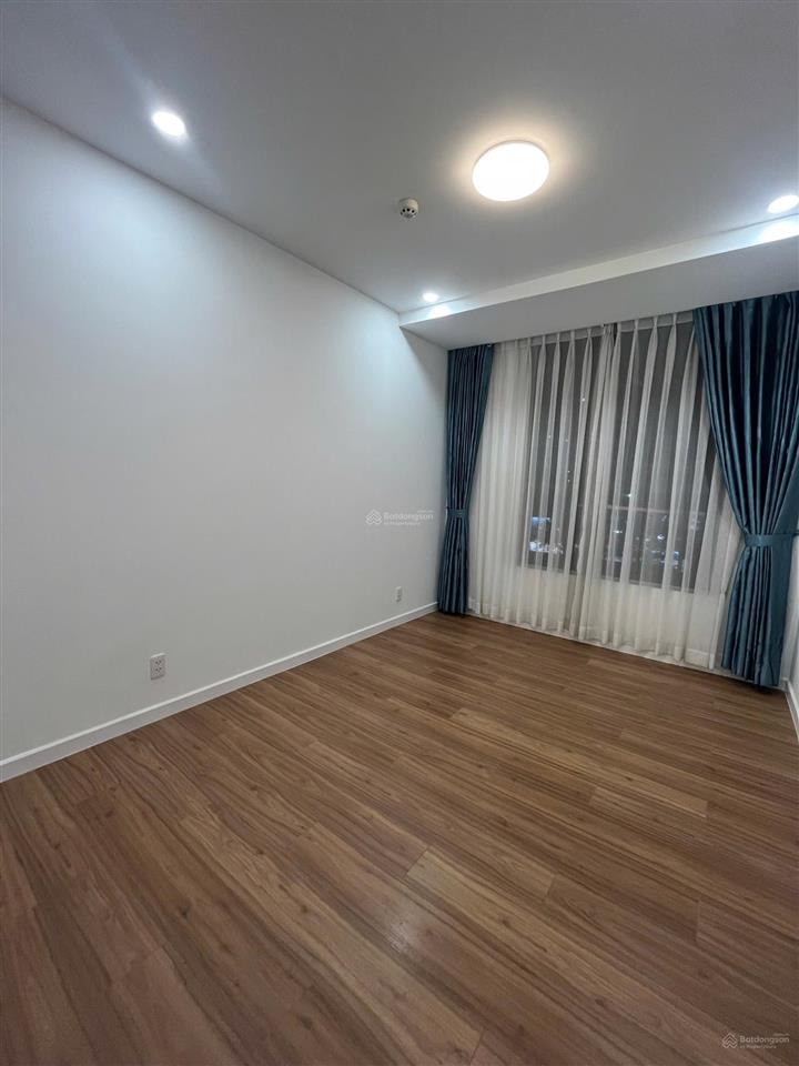 Dự án quận 2 d'lusso 2pn  2wc giá tốt 5.5 tỷ tầng 3,  0906 893 ***
