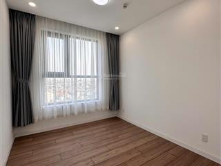 Căn hộ 3pn3wc dự án dlusso giá tốt 17.5 triệu trống sẵn vào ngay tâng cao.