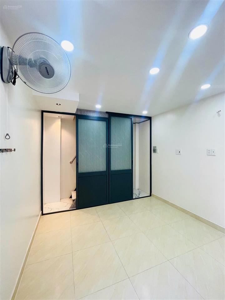 Bán nhà quận 6, đường tân hoà đông, hxh, 2pn, shr chính chủ, nhỉnh 2 tỷ