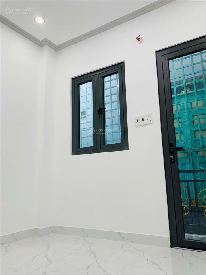 Bán nhà bình tiên, phường 8, quận 6, hxh, 3 tầng, shr, nhỉnh 2 tỷ