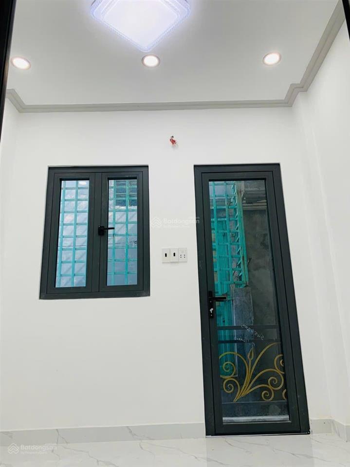 Bán nhà bình tiên, phường 8, quận 6, hxh, 3 tầng, shr, nhỉnh 2 tỷ