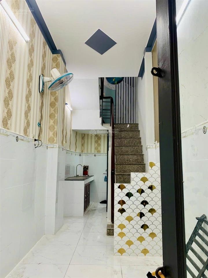 Bán nhà phường 3, quận 11, lạc long quân, shr, 9 chủ, 2 tầng, nhỉnh 2 tỷ