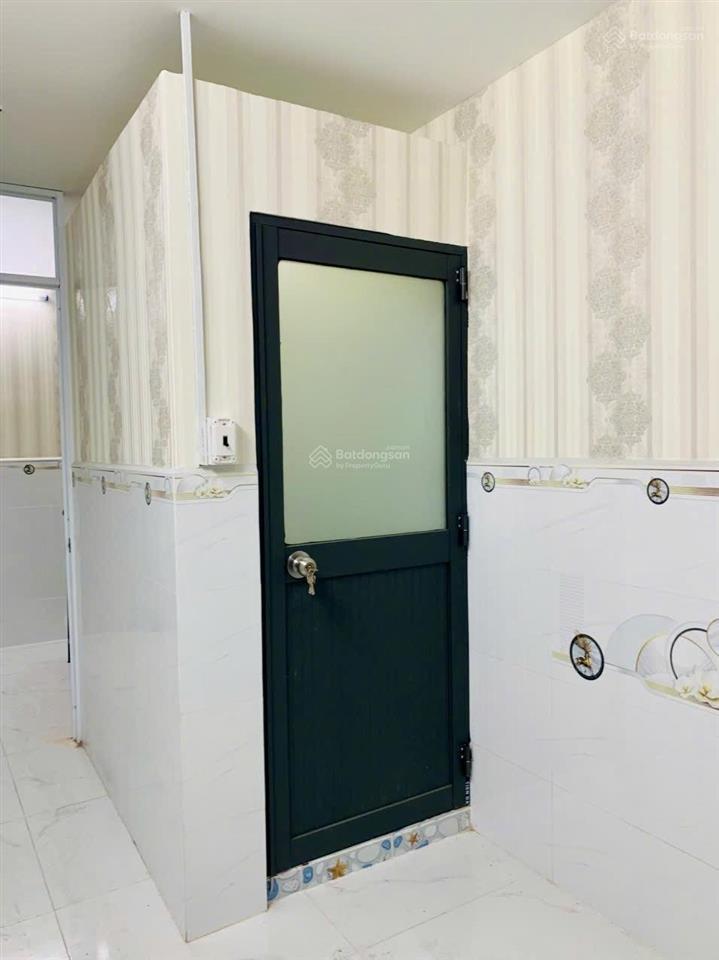 Bán nhà phường 3, quận 11, lạc long quân, shr, 9 chủ, 2 tầng, nhỉnh 2 tỷ