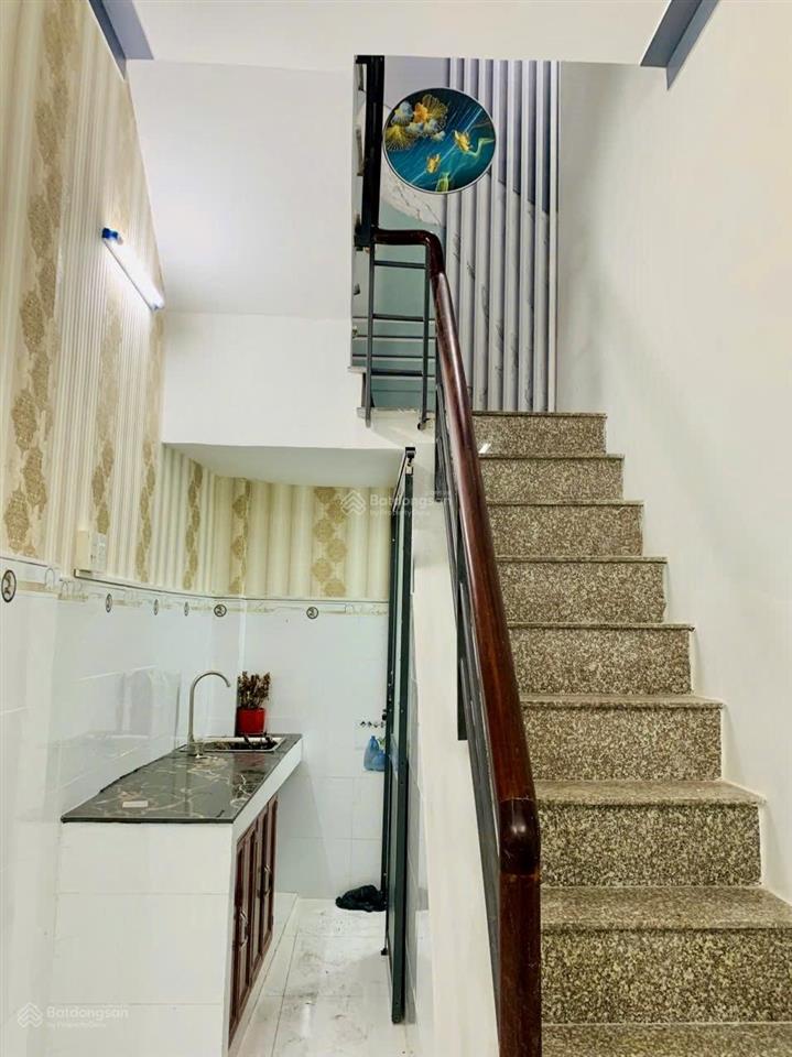 Bán nhà phường 3, quận 11, lạc long quân, shr, 9 chủ, 2 tầng, nhỉnh 2 tỷ